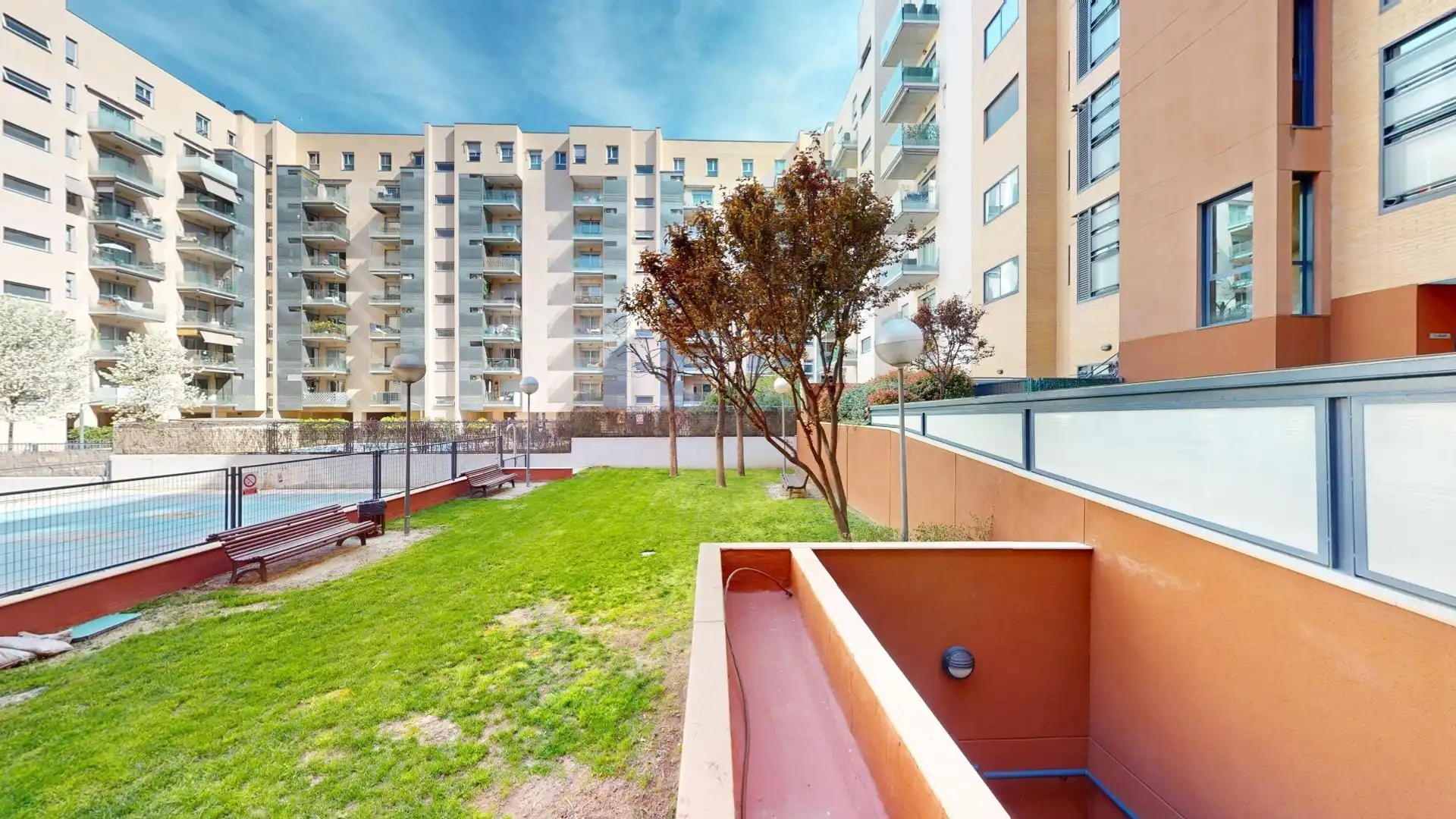 Terraza de Piso en venta en  Madrid Capital con Aire acondicionado, Calefacción y Jardín privado