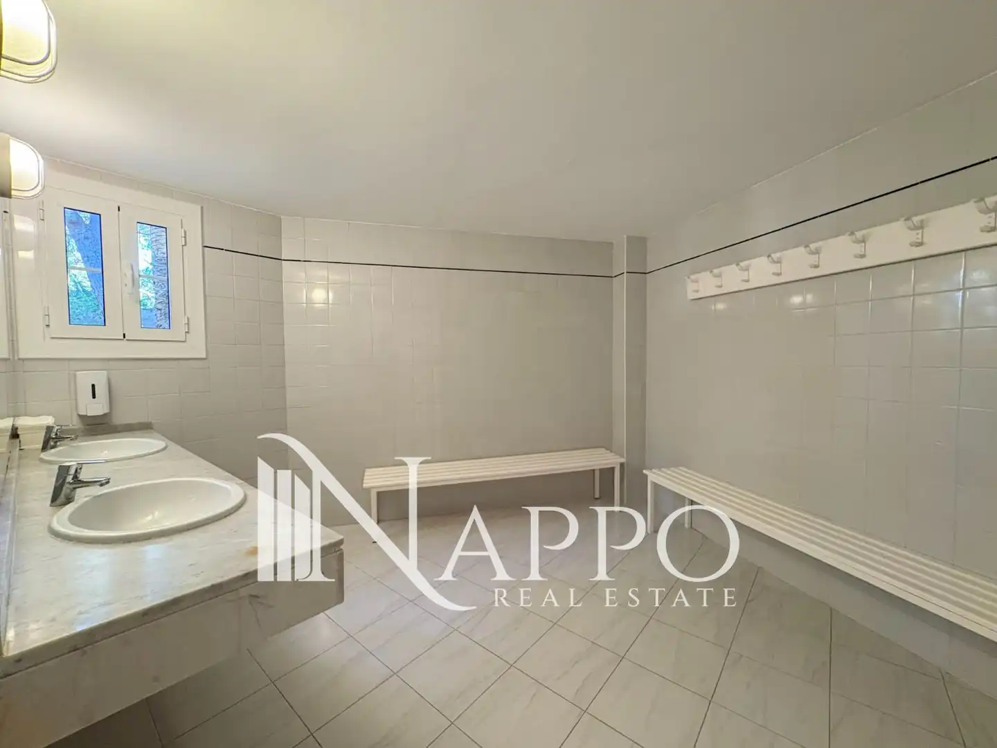 Badezimmer von Wohnung zur Miete in Calvià mit Klimaanlage, Heizung und Terrasse