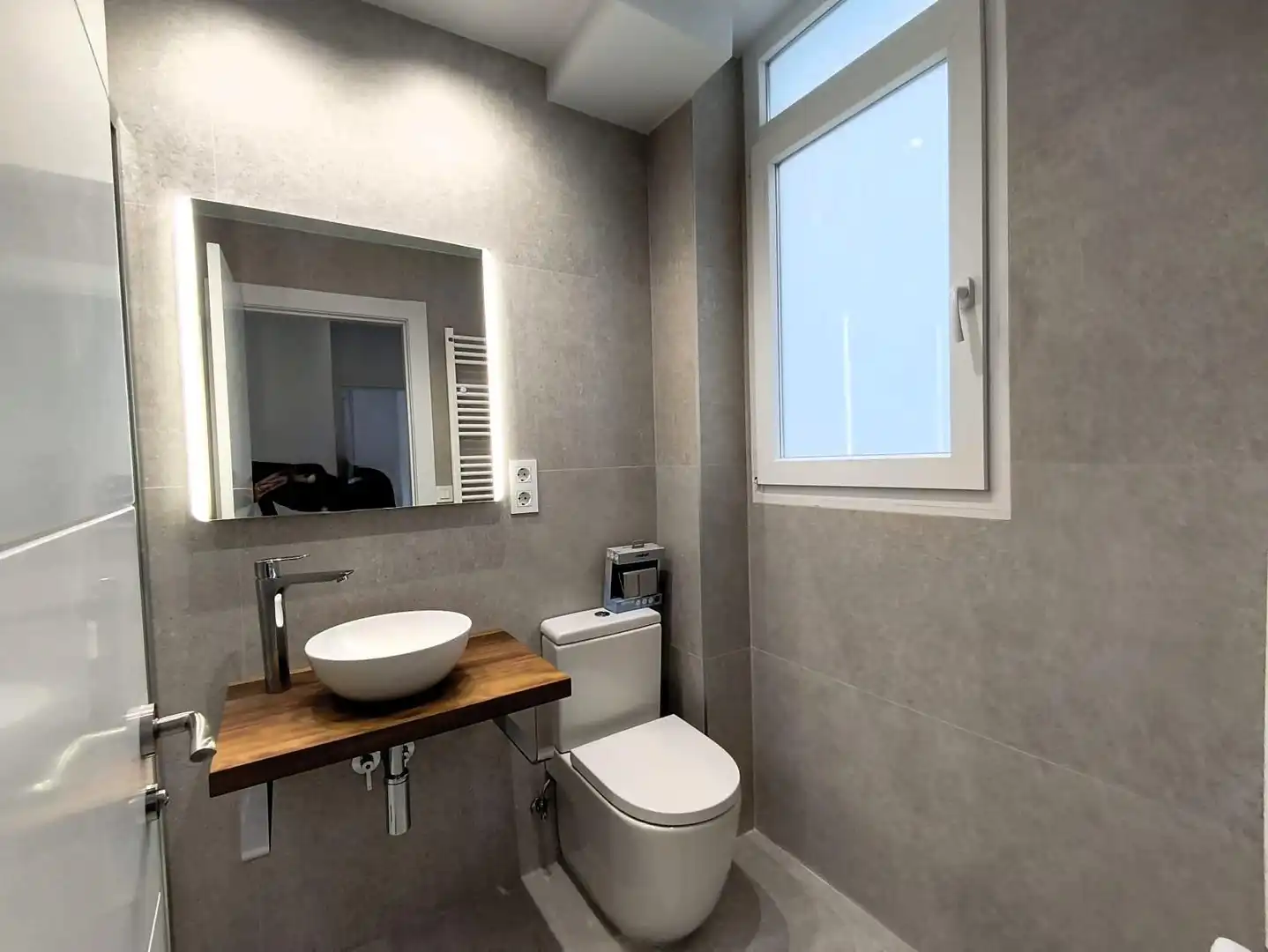 Baño de Piso de alquiler en Santander con Calefacción