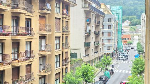 Piso en Gros con Terraza - ¡Oportunidad de Inversión!, imatge 2