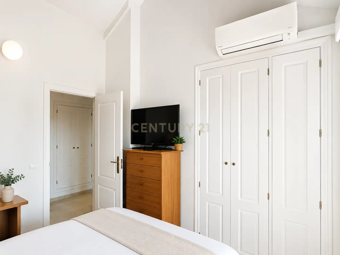 Dormitori de Apartament en venda en Benalmádena amb Aire condicionat i Balcó