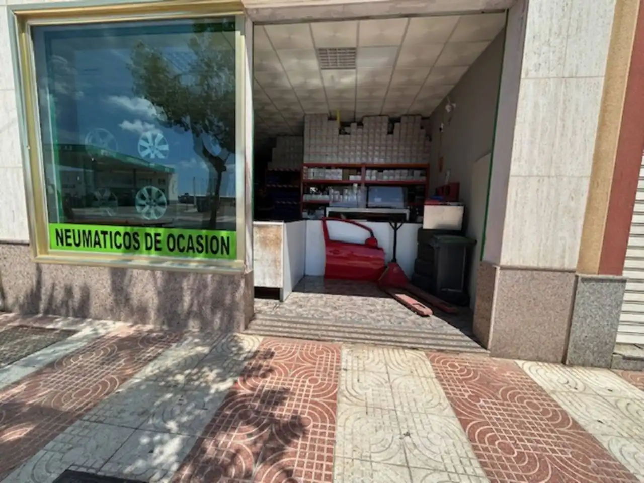Fabrikhallen zum Verkauf in Roquetas de Mar