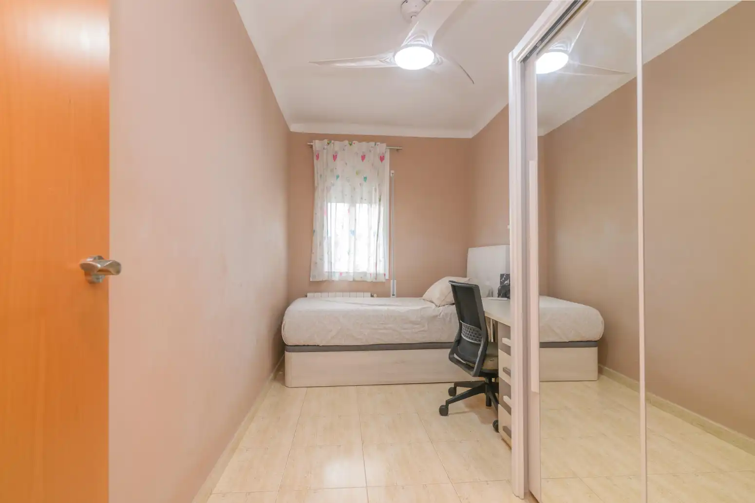 Bedroom of Attic for sale in La Gavarra