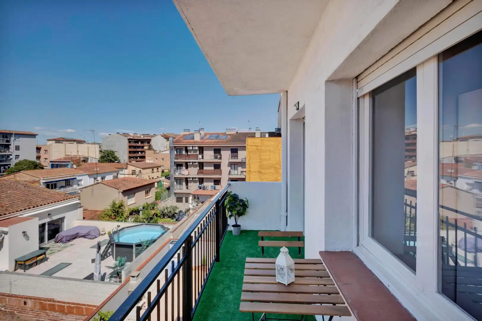 Apartments for rent in Carrer MORENETA, Mas Masó - Hospital