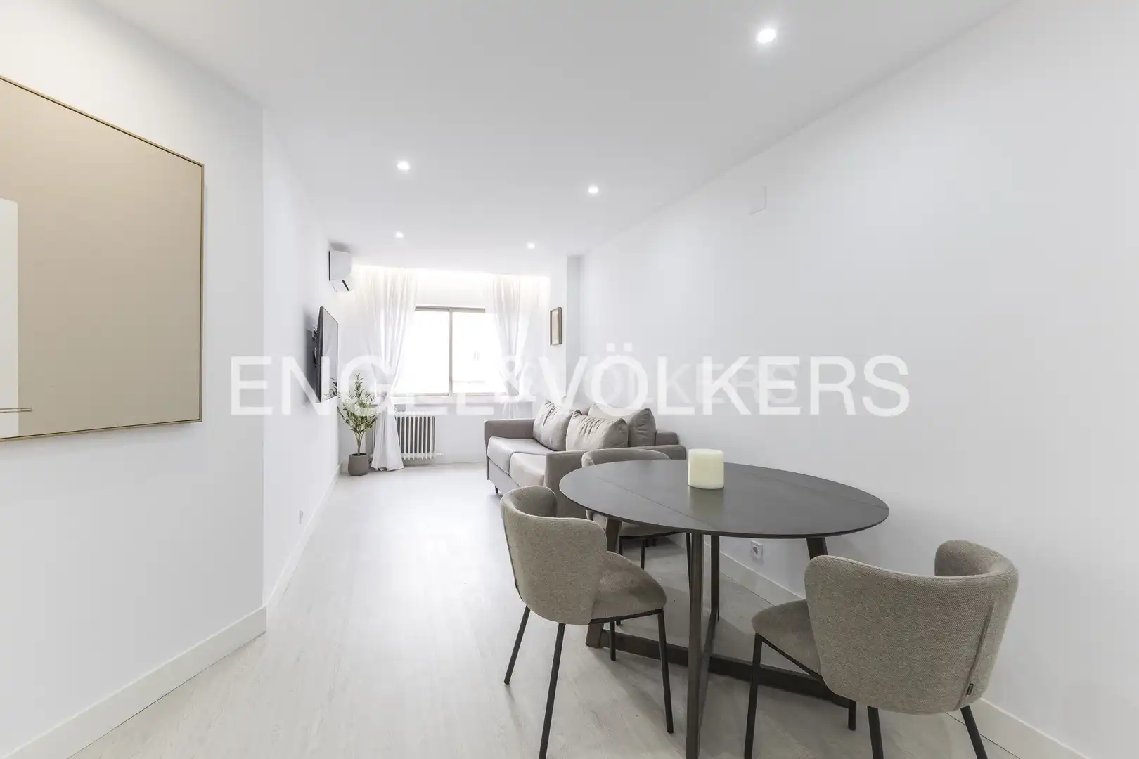 Wohnzimmer von Wohnung zur Miete in Madrid mit Klimaanlage, Heizung und Möbliert
