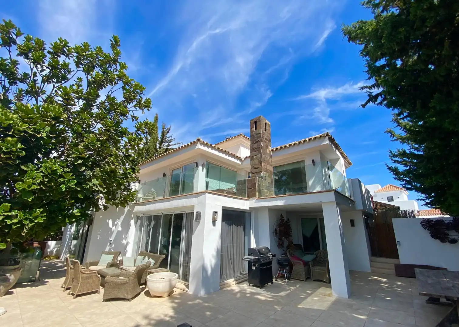Exterior view of Houses for rent in Marbella  with Furnished