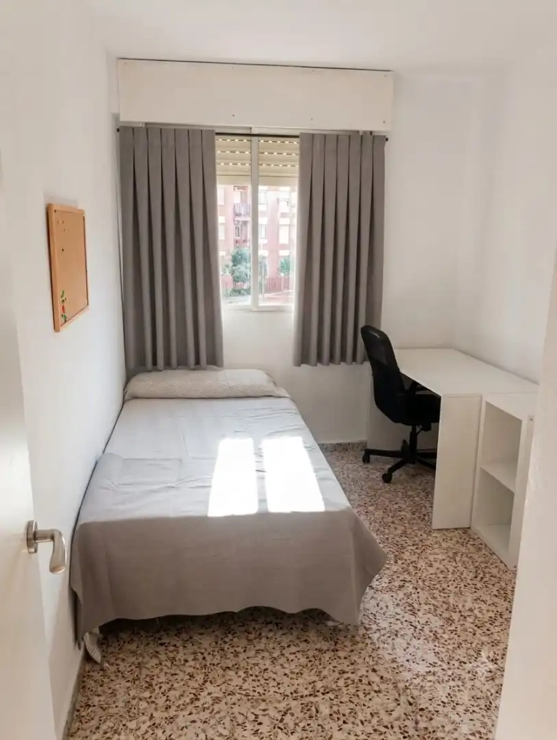 Bedroom of Flat for rent in Murcia  with Furnished, Oven and Washing machine