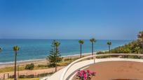 Jardí de Apartament en venda en Estepona amb Aire condicionat i Terrassa