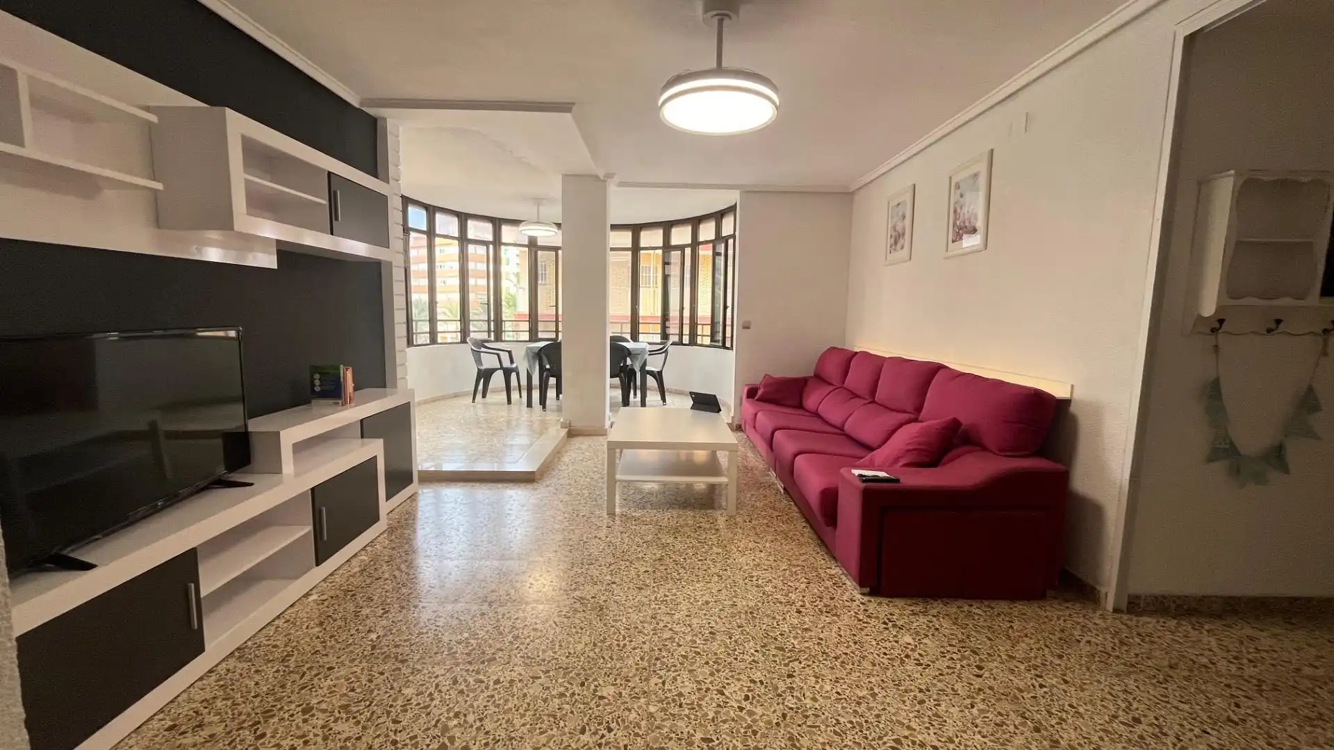 Living room of Apartments for rent in Elche / Elx  with Air Conditioner, Furnished and Community pool
