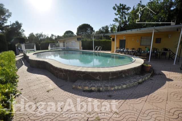 Casa-chalet en Venta en Polígono PUEBLA CM PARCELA en La Conarda - Montesano