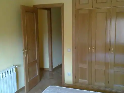 Habitación de Dúplex de alquiler en Segovia con Amueblado