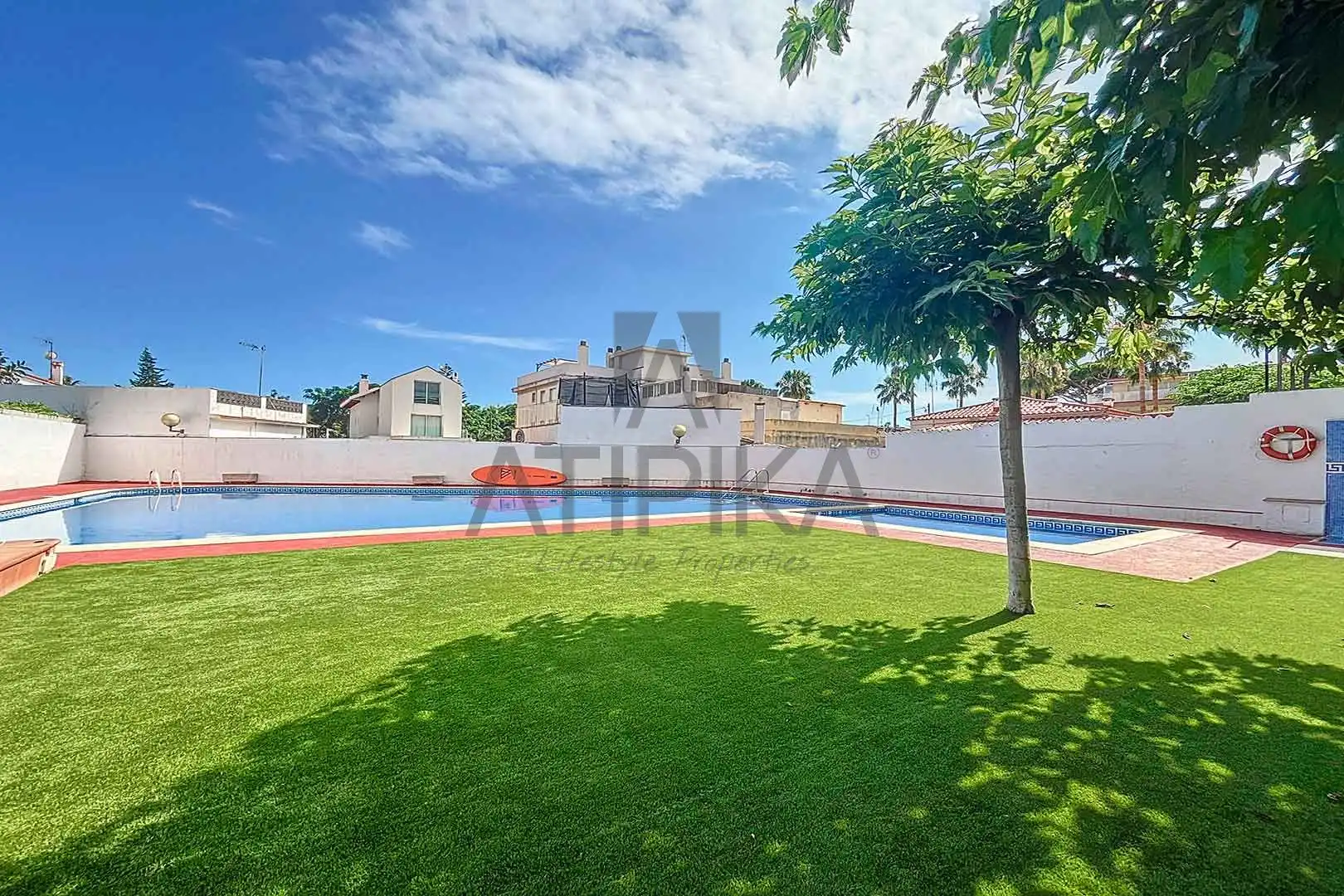Exterior view of Flat for sale in Castelldefels  with Terrace, Storage room and Oven