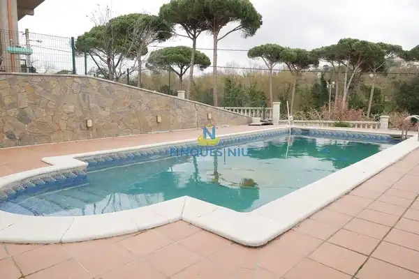 Schwimmbecken von Haus oder Chalet zum Verkauf in Maçanet de la Selva mit Heizung, Privatgarten und Schwimmbad