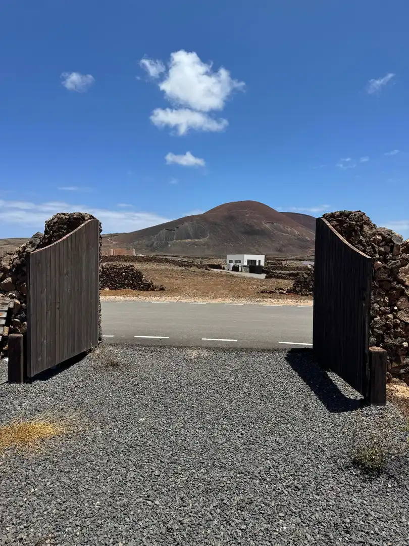 Exterior view of Residential for sale in La Oliva