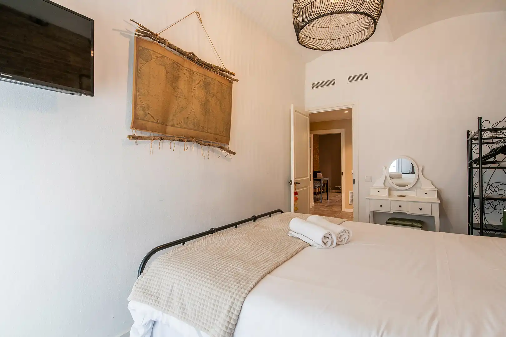 Habitación de Piso en venta en Girona con Aire acondicionado, Calefacción y Amueblado