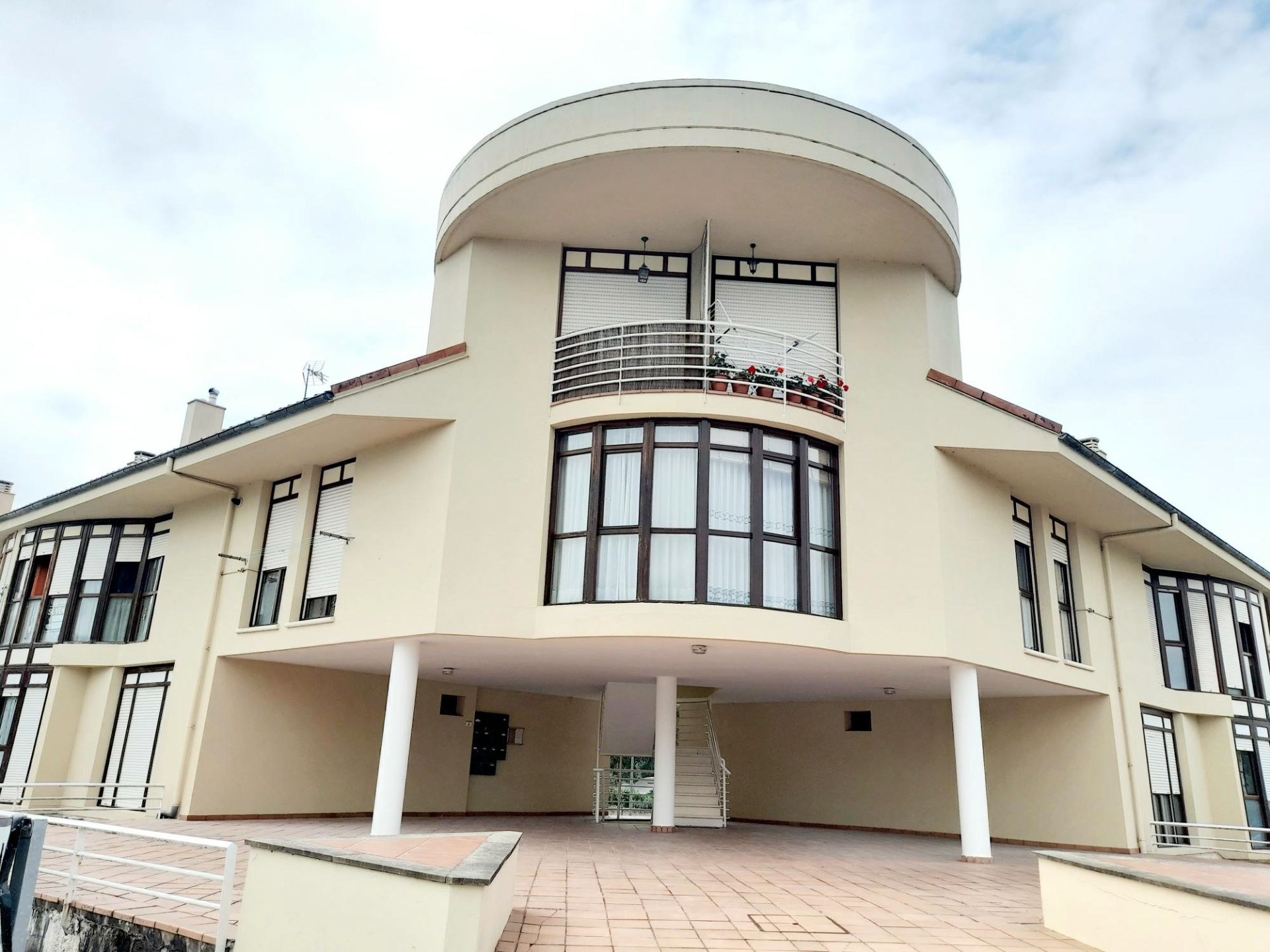Exterior view of Flat for sale in Villafufre  with Heating, Parquet flooring and Furnished