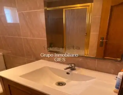 Baño de Apartamento en venta en Valencia con Aire acondicionado, Calefacción y Terraza