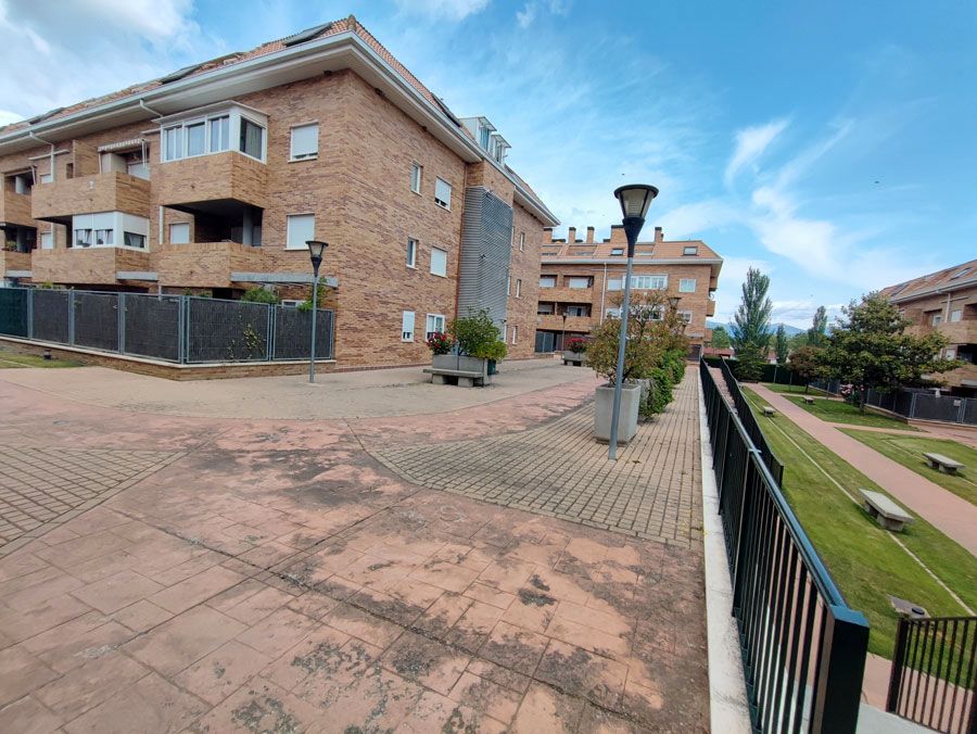 Vista exterior de Apartamento en venta en Collado Villalba con Calefacción, Parquet y Terraza