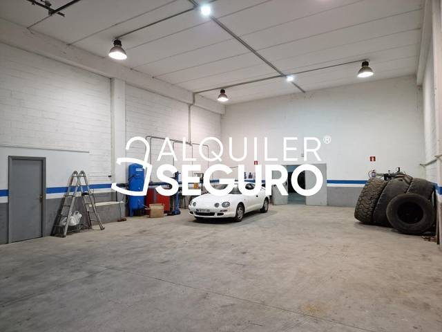 Local comercial en Alquiler en Calle Arbuio Kalea en Alonsotegi