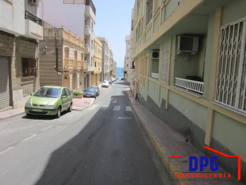 Vista exterior de Apartamento en venta en Garrucha con Aire acondicionado y Amueblado