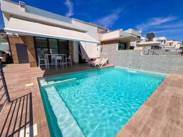 Villa mit Pool zum Verkauf in Calle C. los Hernandez 17