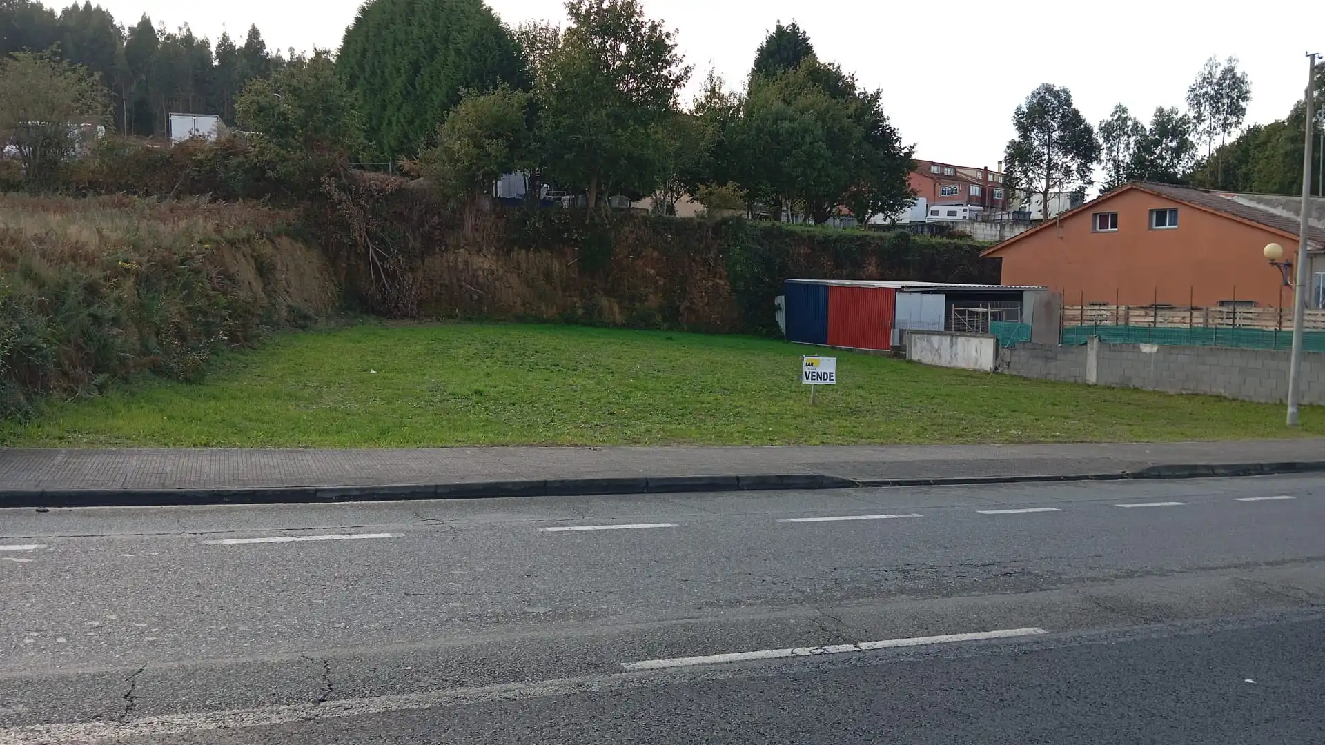 Residencial en venda en Carballo