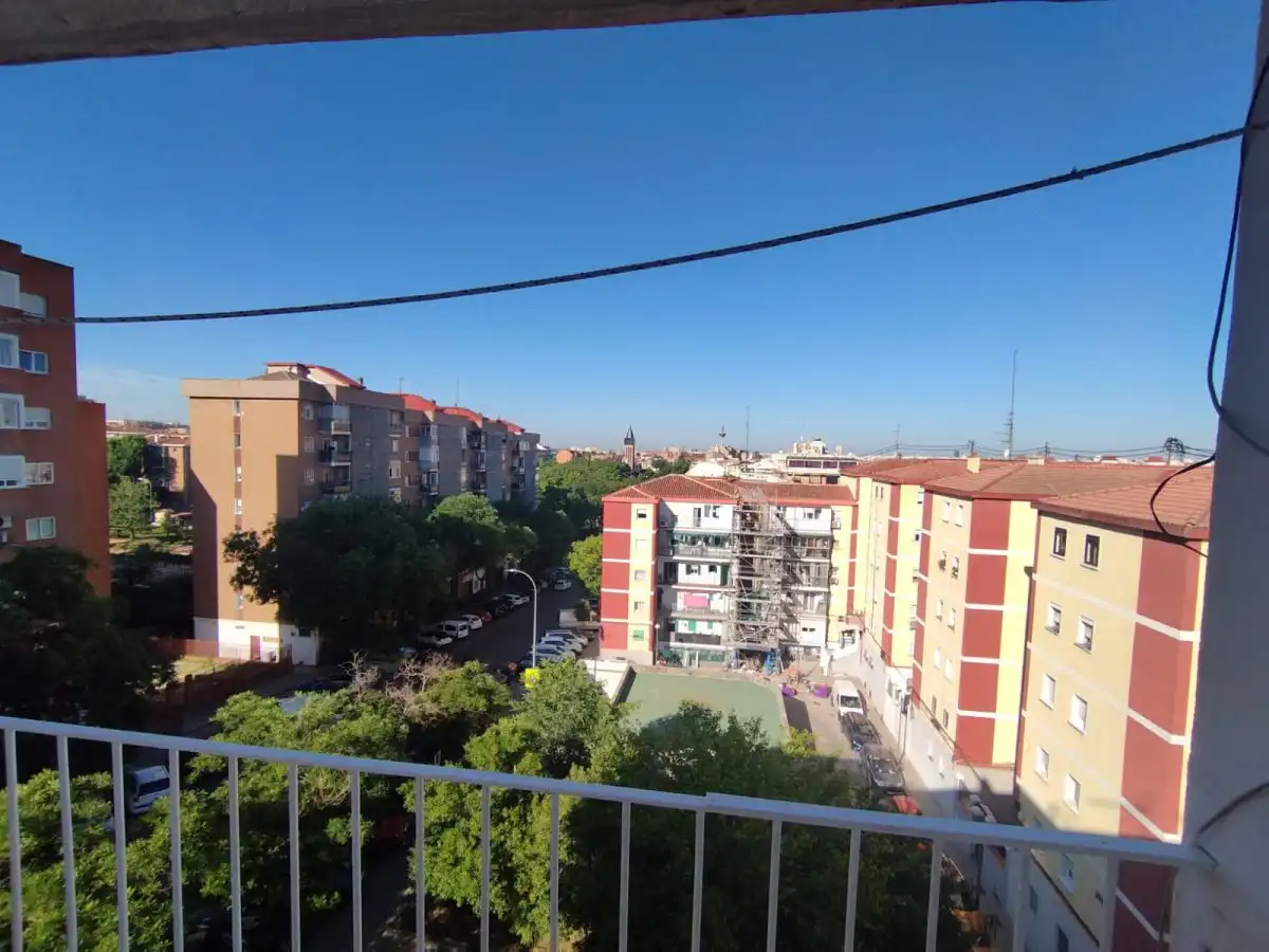 Außenansicht von Wohnung zur untervermieten in Madrid mit Heizung, Terrasse und Möbliert