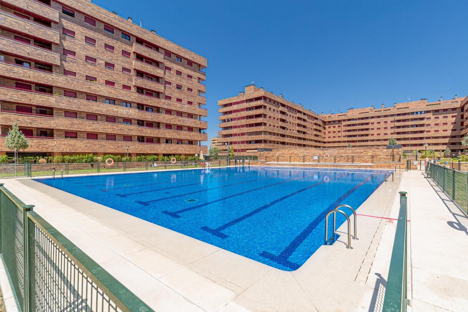 Swimming pool of Flat to rent in Seseña  with Parquet flooring, Terrace and Storage room