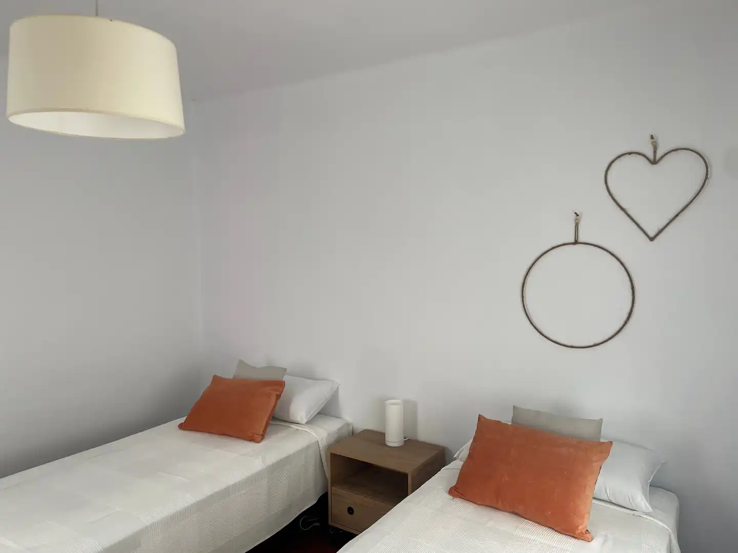 Einfamilien-Reihenhaus zur Miete in Carrer Mossèn Jacint Verdaguer, Centre