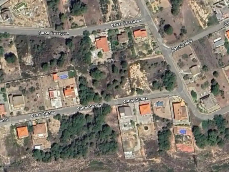 Terreny residencial en venda a Carrer Girona 188