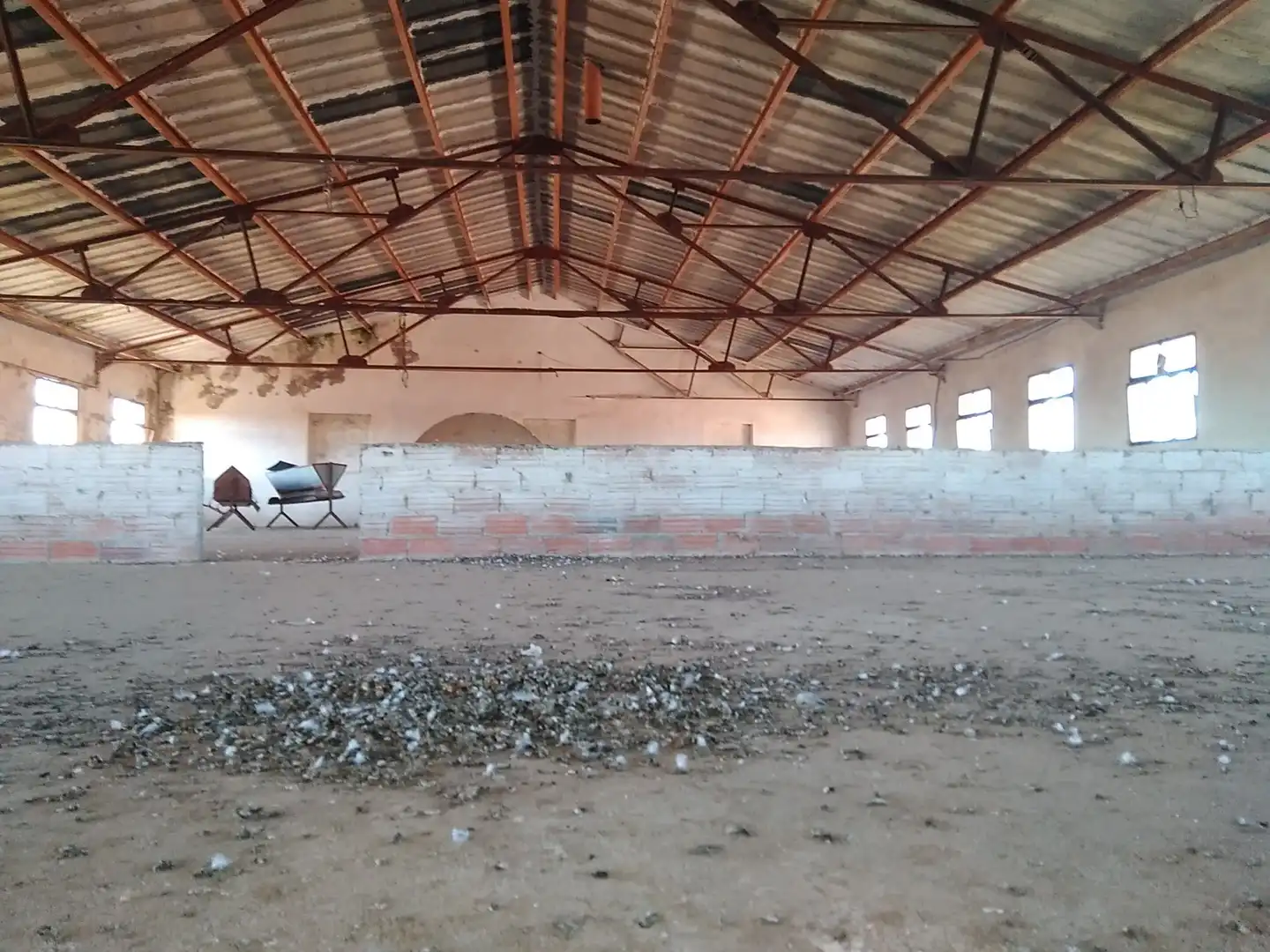 Terreny industrial en venda en El Manzano 