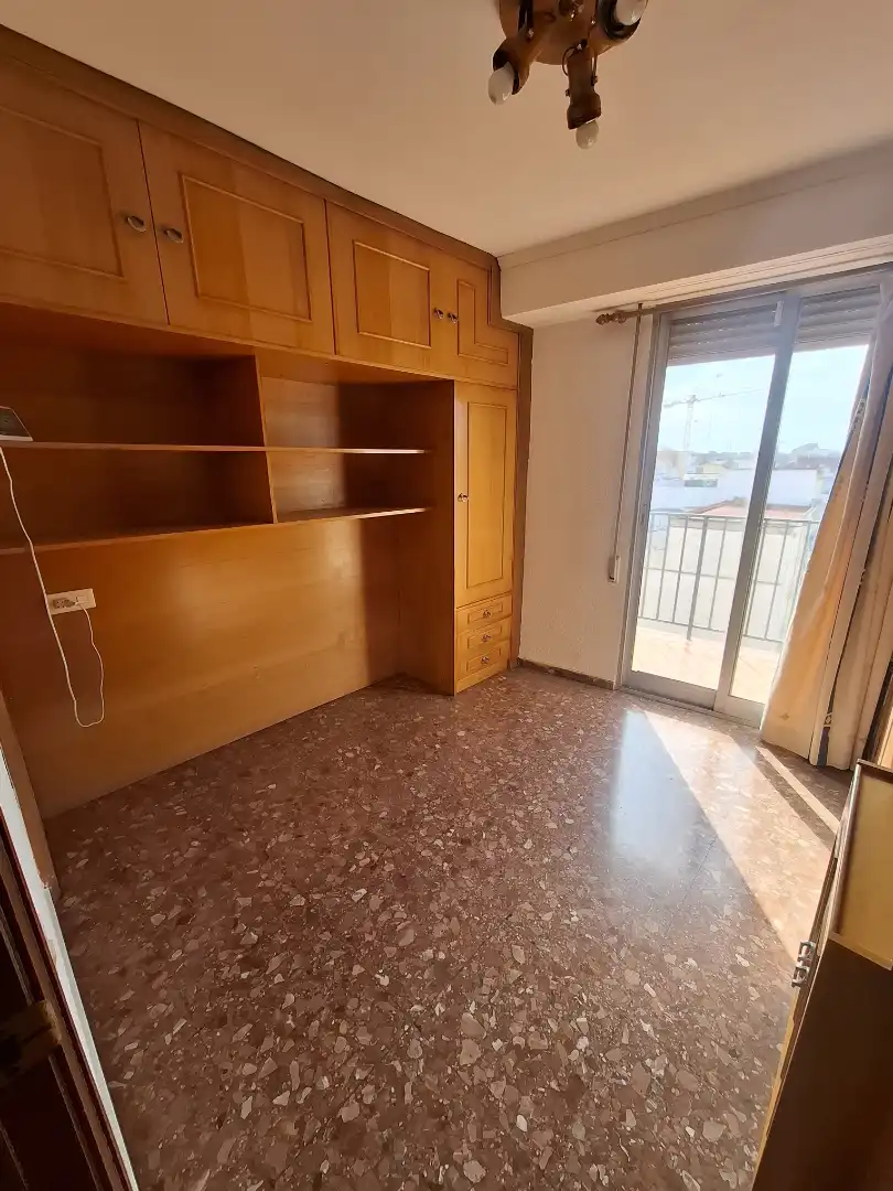 Schlafzimmer von Wohnung zum Verkauf in Valencia mit Klimaanlage, Heizung und Abstellraum
