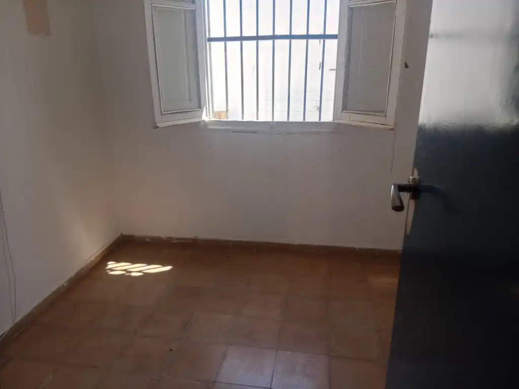 Dormitori de Finca rústica de lloguer en Calles amb Jardí privat, Terrassa i Forn