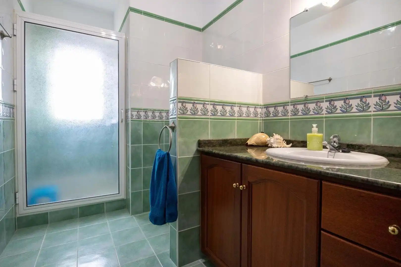 Bathroom of Houses for sale in La Orotava  with Terrace and Balcony