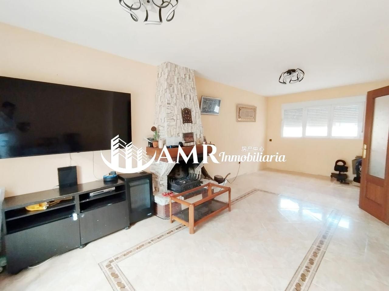 Single-family semi-detached for sale