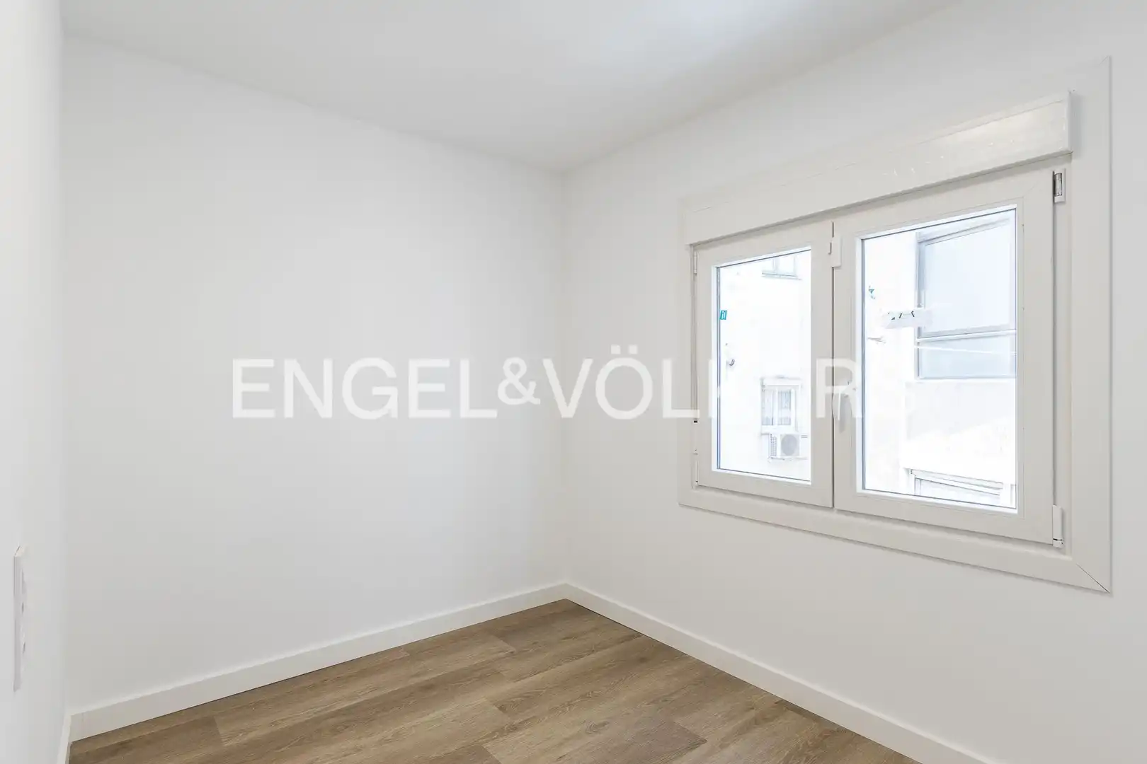 Bedroom of Flat for sale in L'Hospitalet de Llobregat  with Heating and Balcony