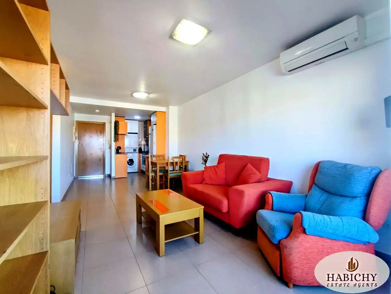 Sala d'estar de Apartament de lloguer en Murcia amb Aire condicionat, Balcó i Alarma