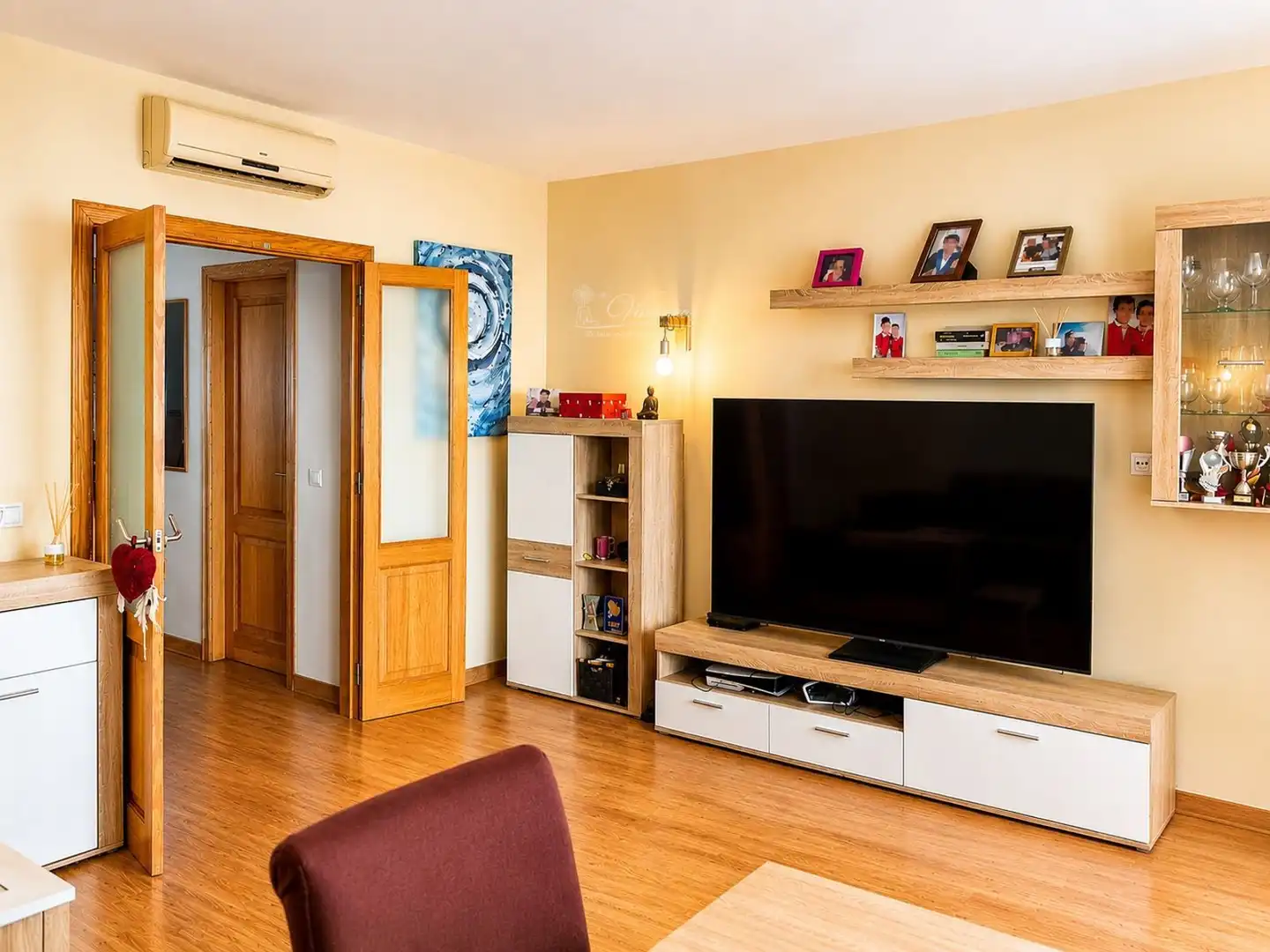 Sala d'estar de Casa adosada en venda en Sencelles amb Aire condicionat, Jardí privat i Terrassa
