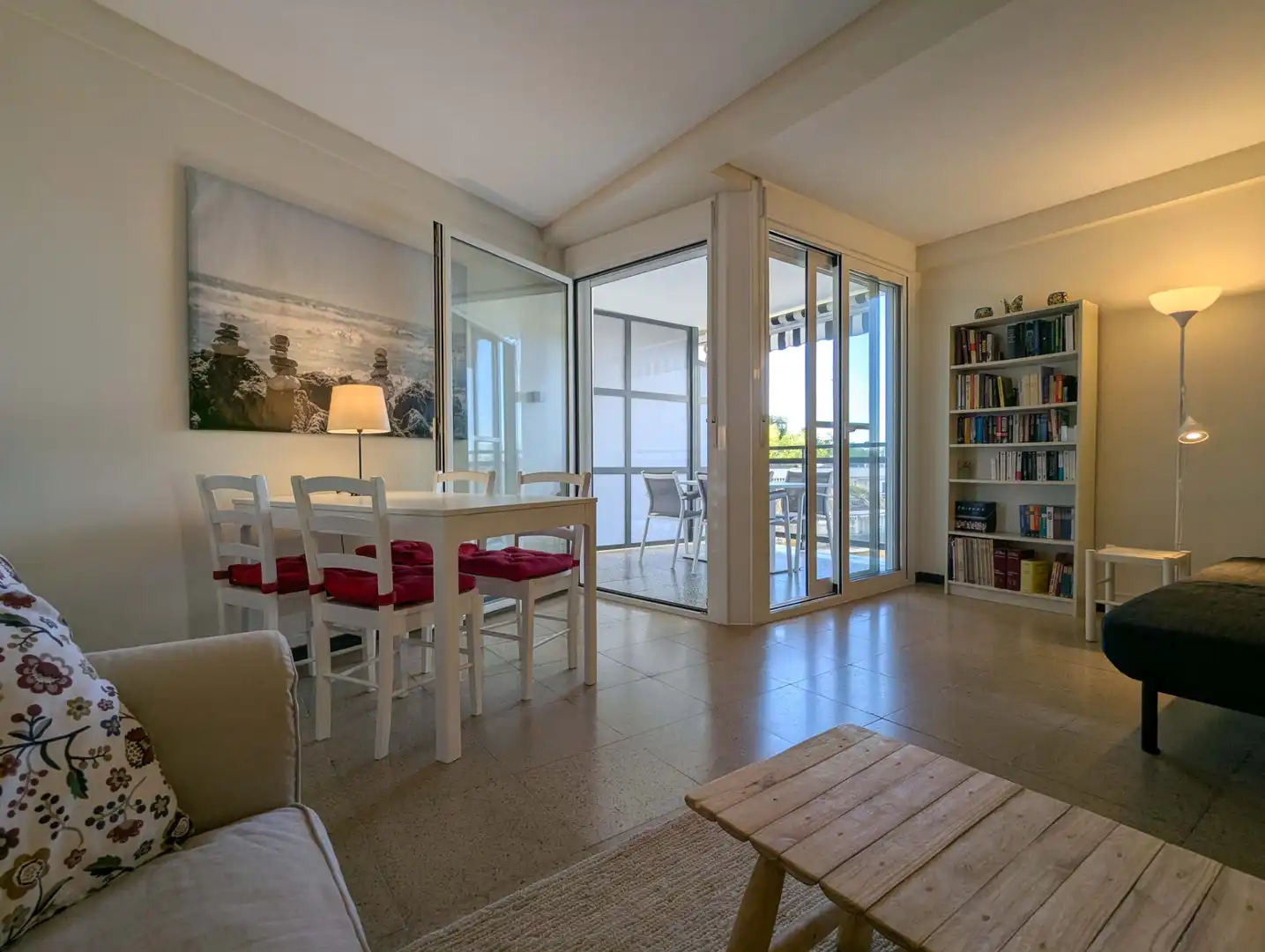 Sala de estar de Apartamento en venta en Salou con Terraza, Amueblado y Lavadora