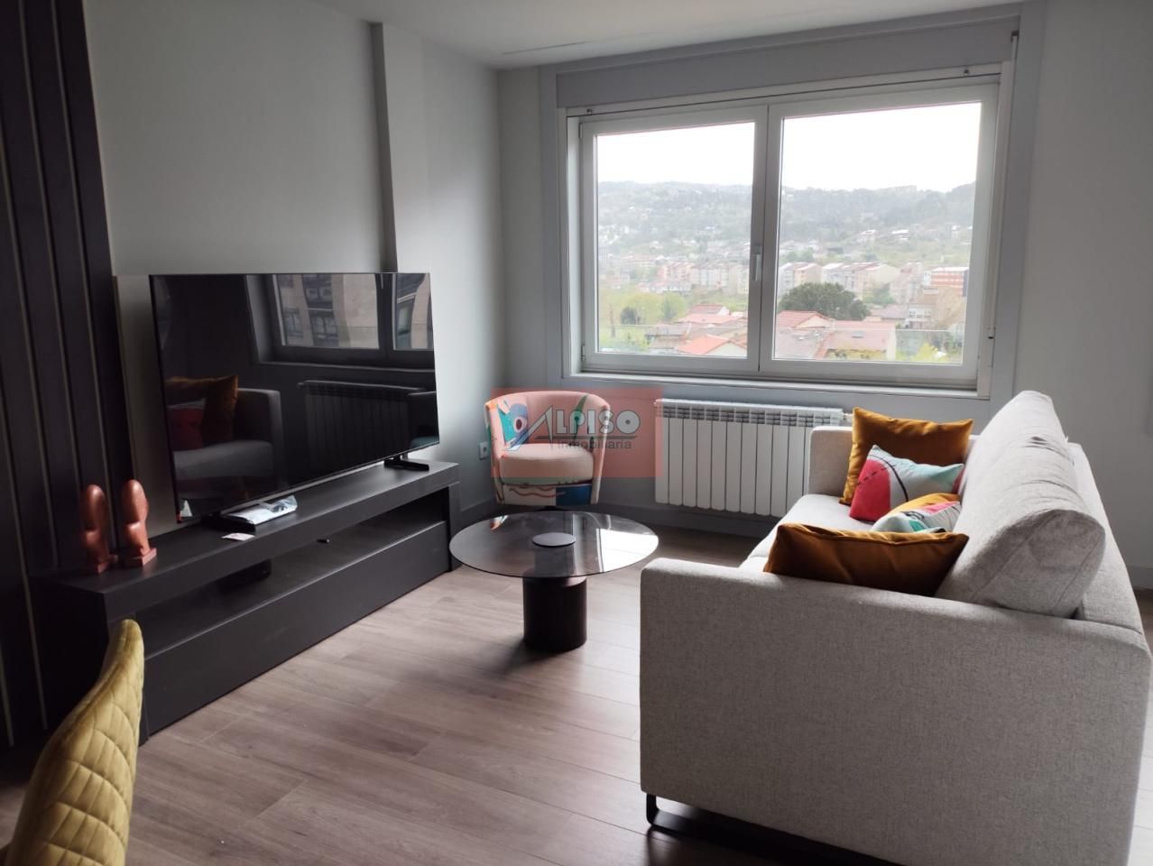 Sala d'estar de Apartament en venda en Ourense Capital  amb Calefacció i Balcó