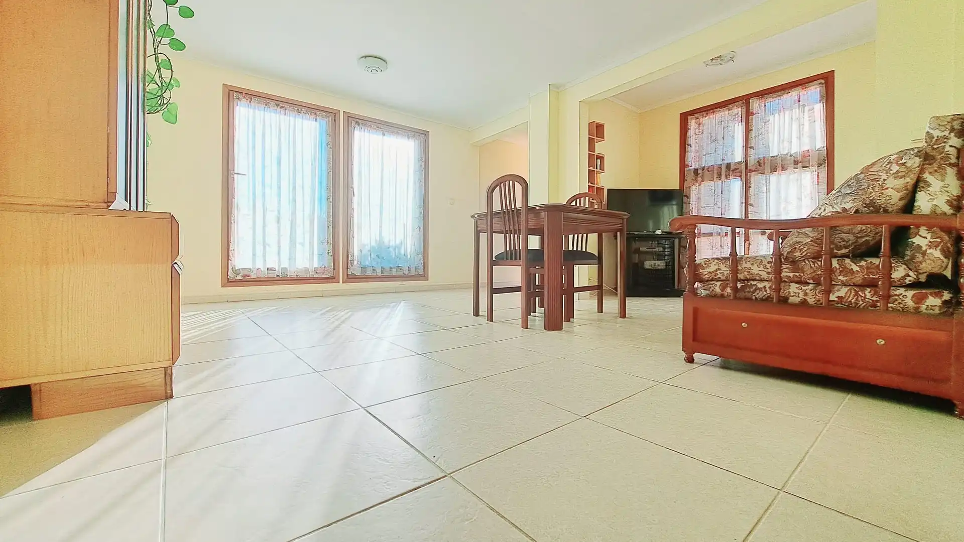 Sala d'estar de Casa o xalet en venda en Lloret de Mar amb Calefacció, Jardí privat i Parquet