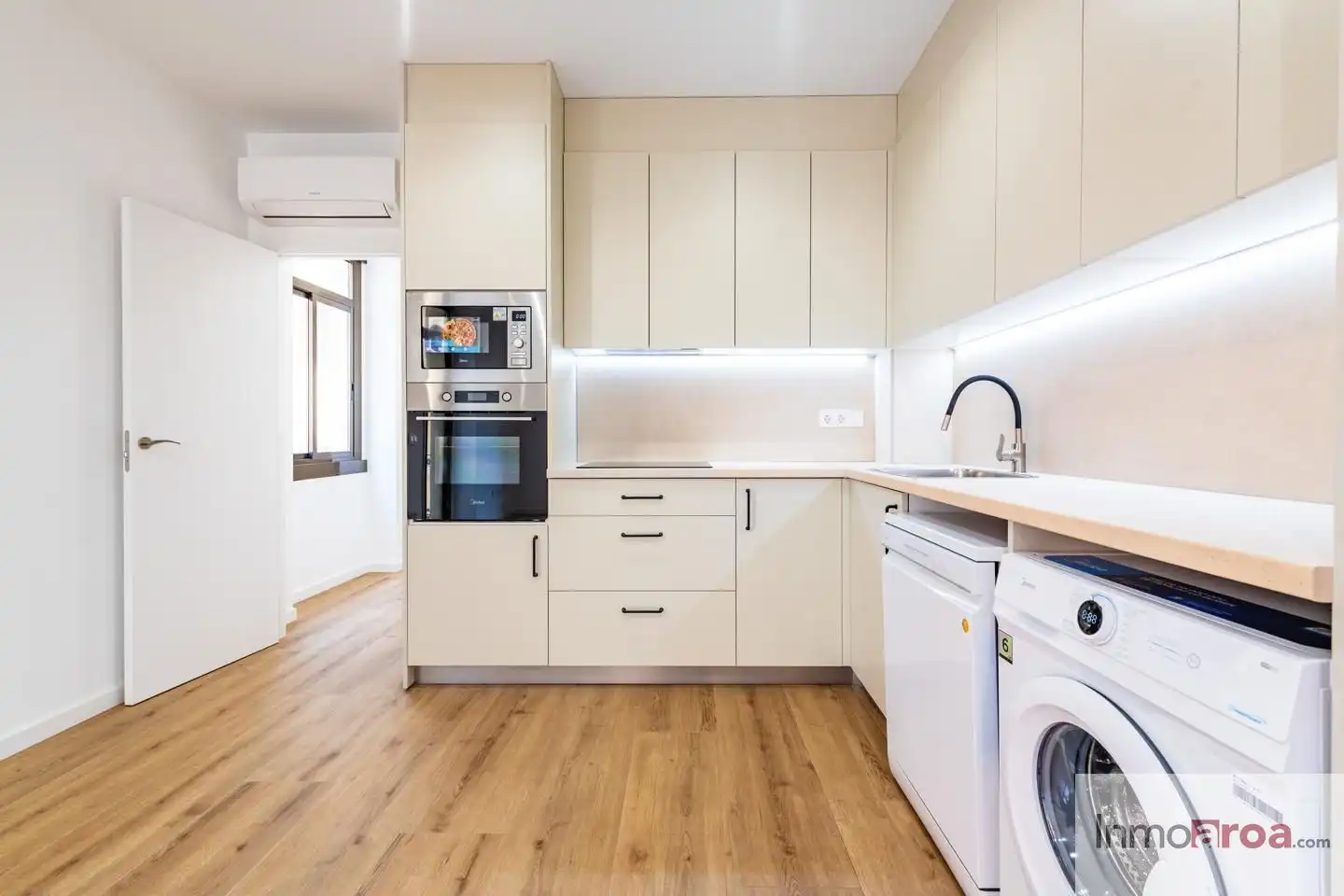 Kitchen of Flat for rent in Castellón de la Plana / Castelló de la Plana  with Air Conditioner, Heating and Furnished