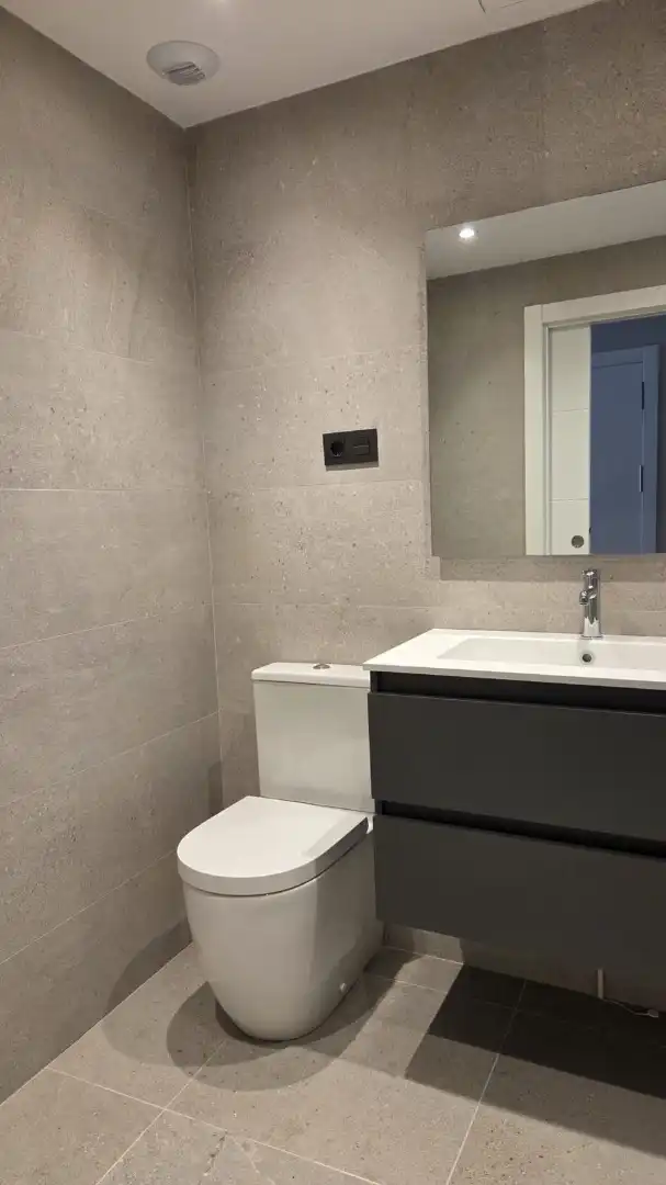 Flat with terrace for sale in Carrer de Calassanç Duran 24, imagen 16