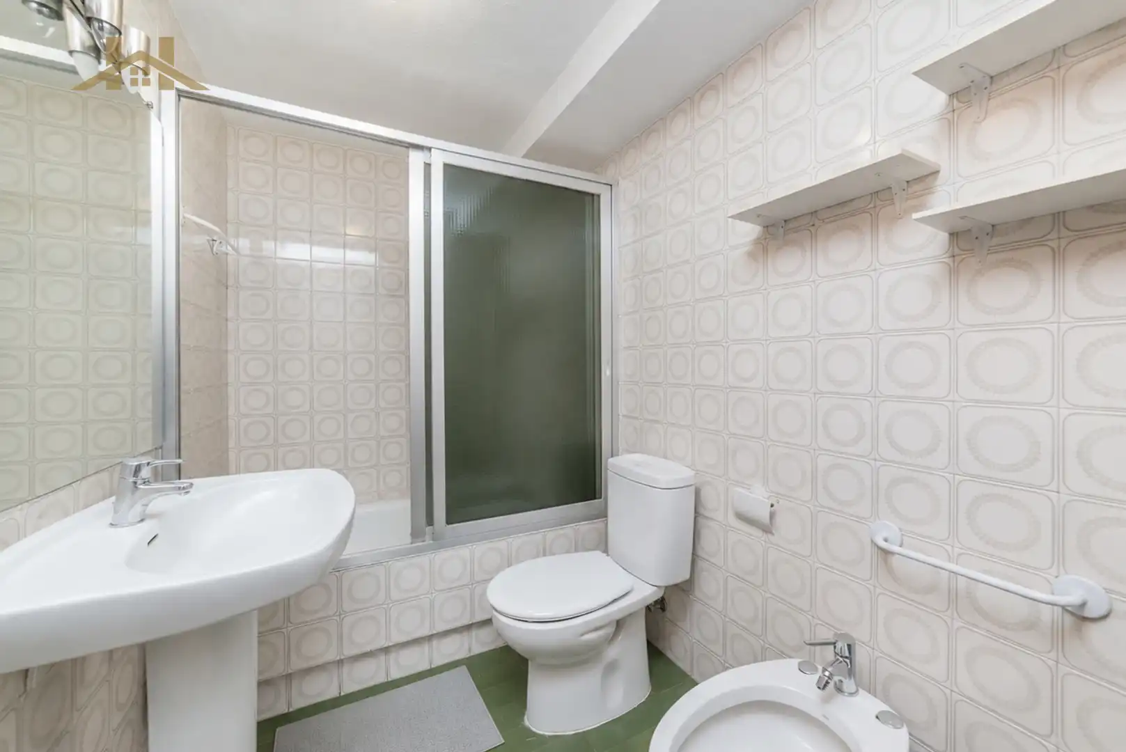 Badezimmer von Wohnung zum Verkauf in Leganés mit Heizung, Terrasse und Abstellraum