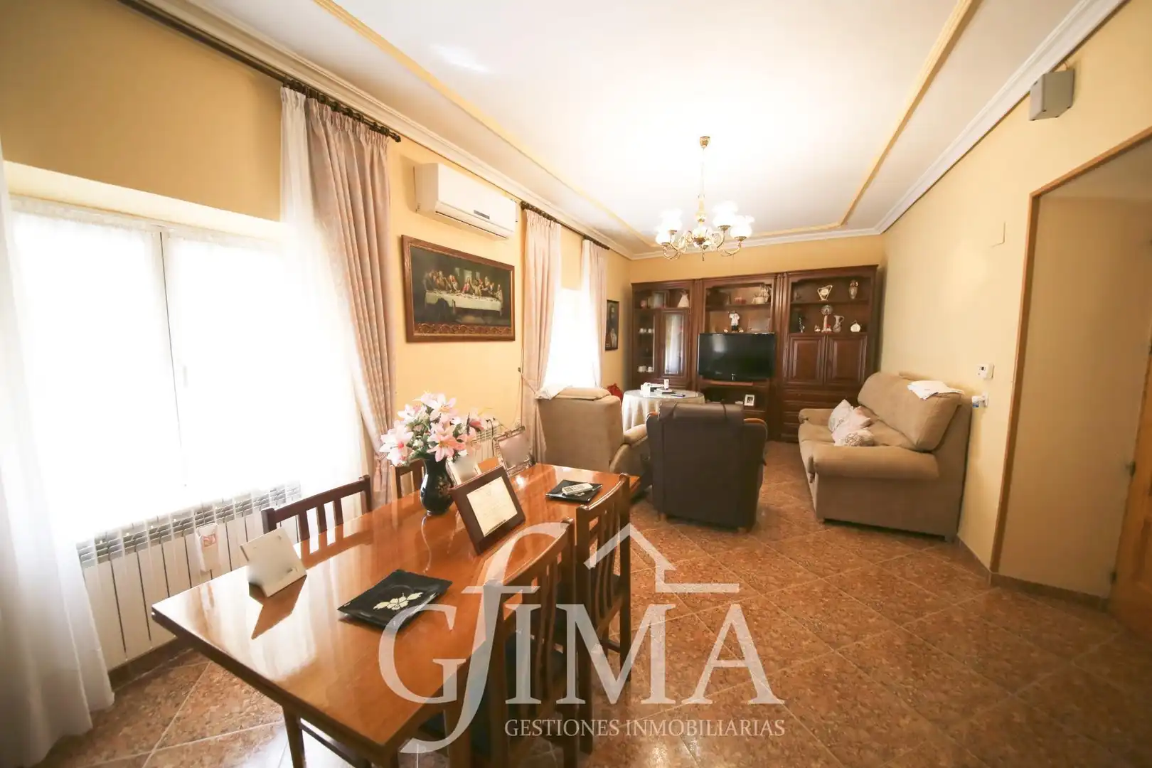 Living room of Houses for sale in Tomelloso  with Air Conditioner, Heating and Terrace