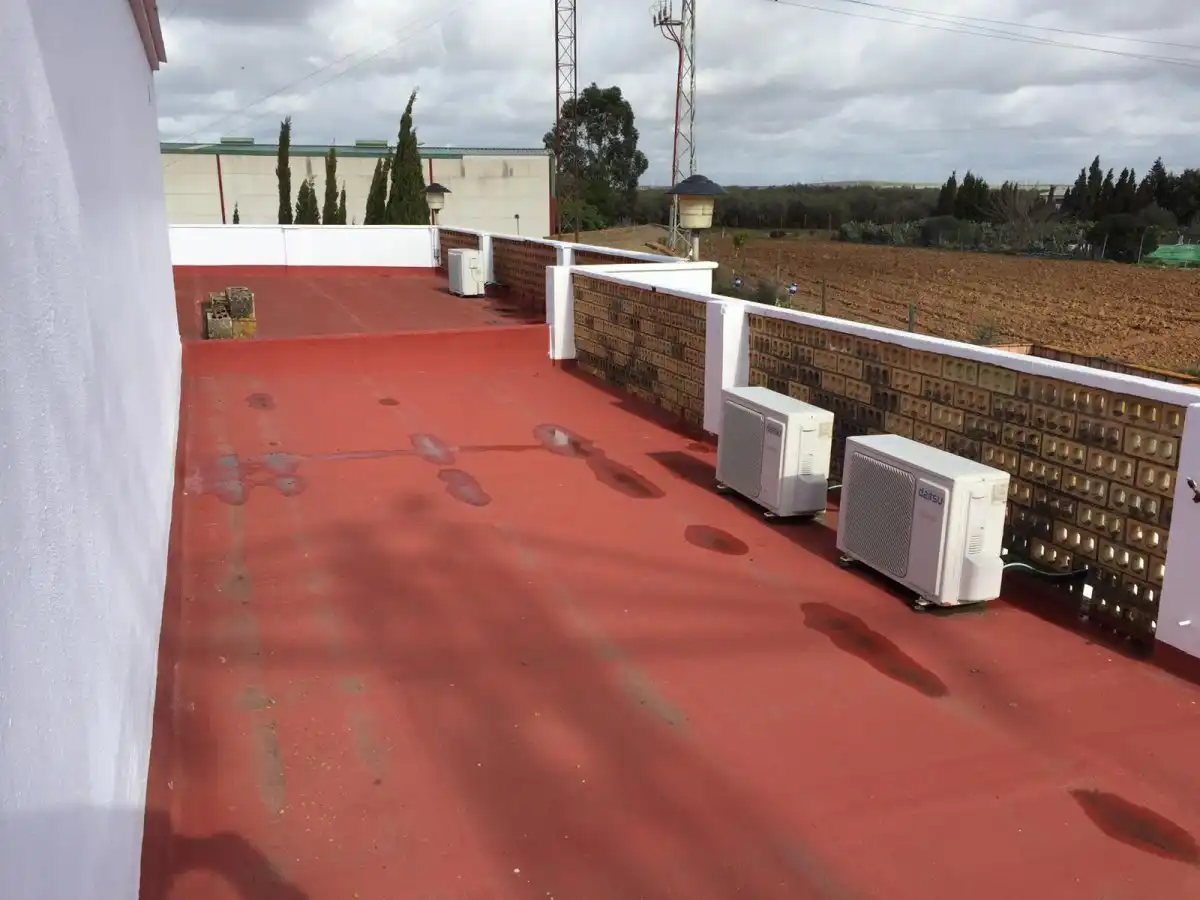 Terrassa de Edifici en venda en San Juan del Puerto