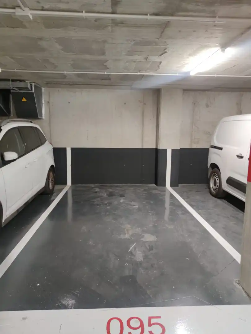 Parkplatz von Wohnung zur Miete in Manresa mit Terrasse