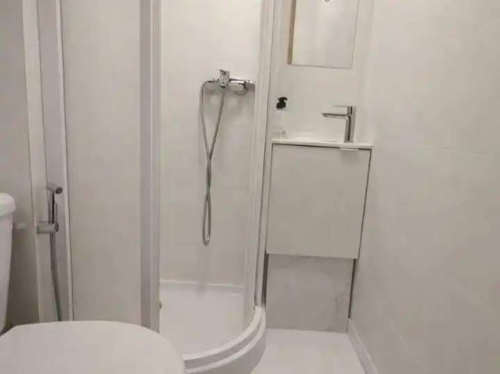 Apartment with lift for sale in Carrer de Conchita Piquer 5