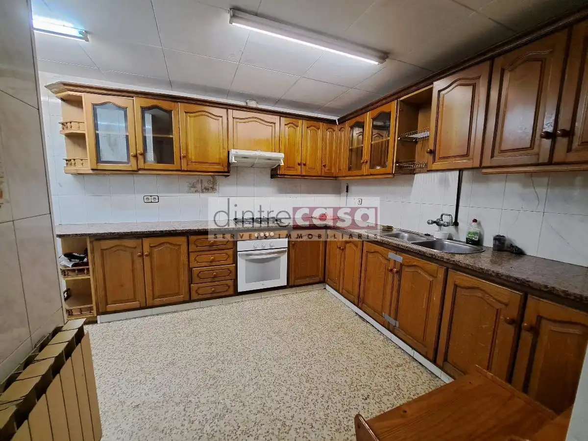 House with terrace for sale in Tordera pueblo
