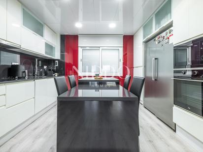 Kitchen of Flat for sale in Rubí  with Air Conditioner, Heating and Parquet flooring